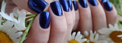 Nail Polish by H&M Midnight blue