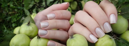 Nubar Nail lacquer FM101 Blank