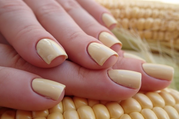 Picture pOlish Nail polish Mellow yellow