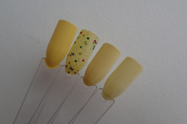 Picture pOlish Nail polish Mellow yellow