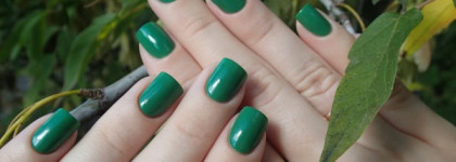 Essie Nail Polish 725 Pretty edgy