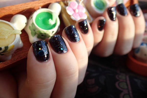 Emily de Molly Nail Colour Dark forces