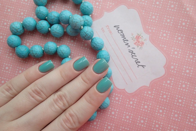 Essie Nail Polish 98 Turquoise & Caicos
