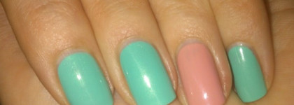 Двухцветный летний маникюр в розово-мятных тонах Bourjois 10 jours #14 и Golden Rose Rich Color #44
