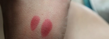 Атласный флюид для губ  L'oreal Gloss Shine Caresse в оттенке 300 Juliet