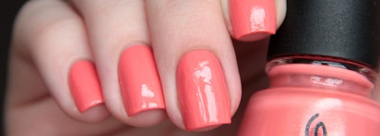 China Glaze Mimosa's Before Mani's