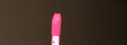 Essence Stay Matt lip cream, оттенок 02 Smooth Berry