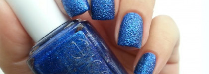 Essie Nail Polish Lots of Lux