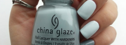 Скарсгард-маникюр, часть вторая: China Glaze The Giver Collection
