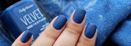 Sally Hansen Velvet Texture Nail Color 650 Regal