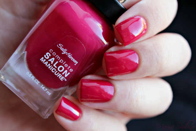 Sally Hansen Complete Salon Manicure 565 Aria Red-Y