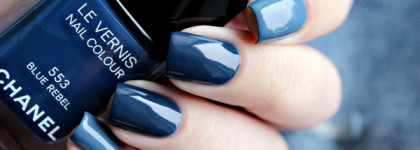 Chanel Le Vernis 553 Blue Rebel + 555 Blue Boy