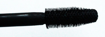 Сегодня, в студеную зимнюю пору, хочу рассказать вам про False Lash Effect. Max Factor False Lash Effect Mascara (Black)