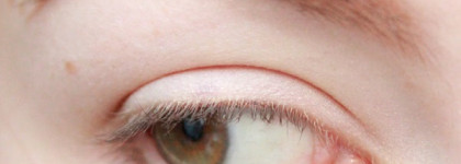 Сегодня, в студеную зимнюю пору, хочу рассказать вам про False Lash Effect. Max Factor False Lash Effect Mascara (Black)