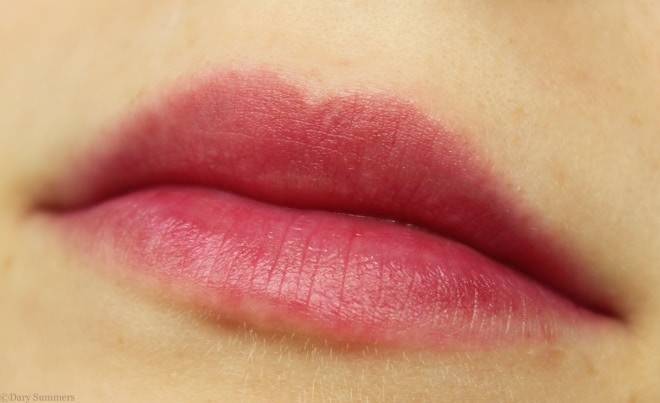 Блеск для губ Missha Neon Tint Gloss SPF 15 Marine Blue
