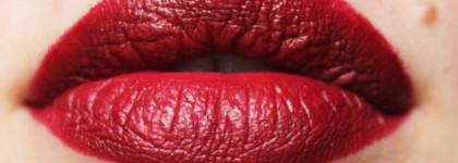 MAC matte lipstick "Diva"