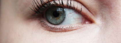 Тушь для ресниц Essence "I Love Extreme Crazy Volume" Mascara 01