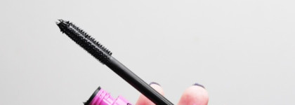 Тушь для ресниц Essence "I Love Extreme Crazy Volume" Mascara 01