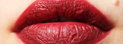 MAC retro matte lipstick "Fixed On Drama"