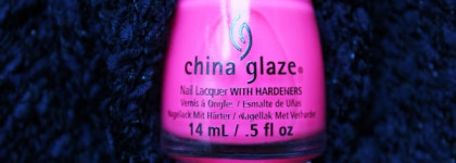 China Glaze nail lacquer With Hardeners 1222 #Heat Index