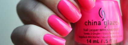 China Glaze nail lacquer With Hardeners 1222 #Heat Index