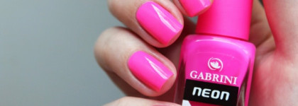 Gabrini Nailpolish Neon #01 + Picture Polish "Douceur"