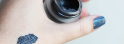 Kiko Colour Shock long lasting eyeshadow #109 "Pentagram Navy"