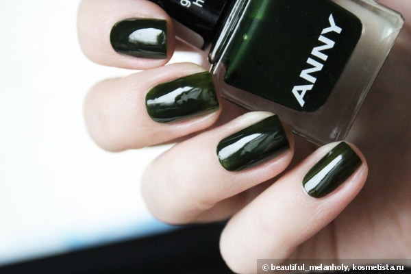 Anny nail lacquer 370 Green Hills