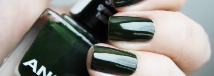 Anny nail lacquer 370 Green Hills