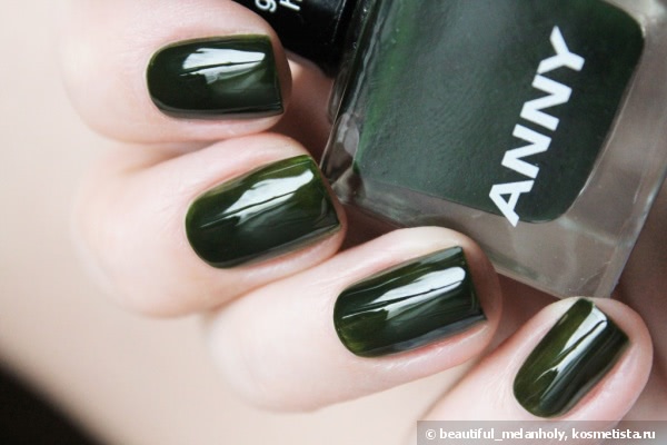 Anny nail lacquer 370 Green Hills