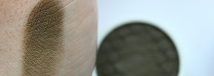 Тройка теней ColourPop: Head Rush, High Rise, Bae