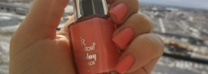 Golden Rose Holiday № 66