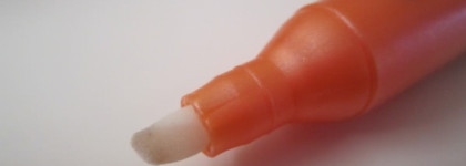 Те, кто должны нас любить-холить-лелеять. А еще умасливать! Средства по уходу за кутикулой