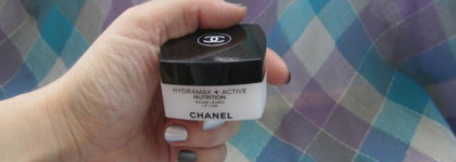 Chanel Hydramax + Active Nutrition Lip Care – Бальзам для губ или "Как я снова повелась на красивую баночку"