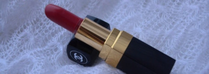Увлажняющая помада с кремовой текстурой Chanel Rouge Coco Hydrating Creme Lip Colour, №53 Amant