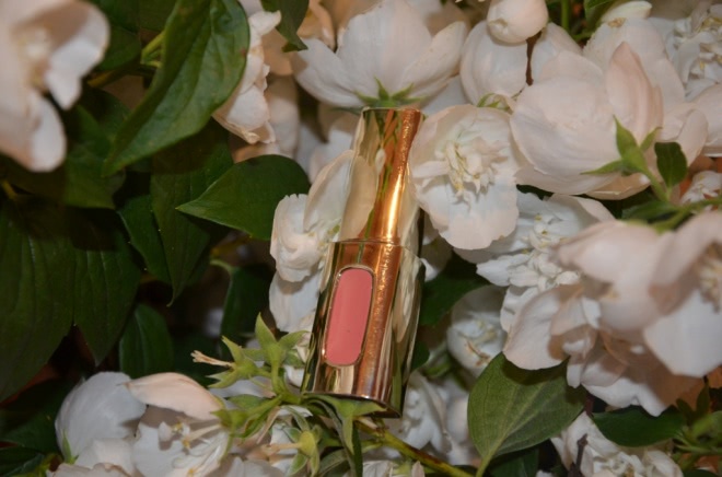 Лаковая губная помада «Экстраординер» L`oreal Colour Riche Extraordinaire, оттенок 101. Ты то, что надо
