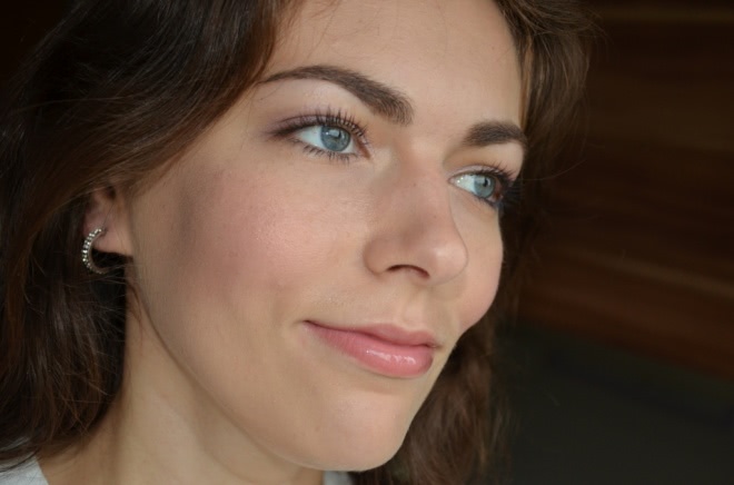 Лаковая губная помада «Экстраординер» L`oreal Colour Riche Extraordinaire, оттенок 101. Ты то, что надо