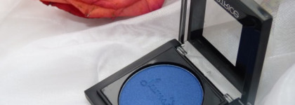 Новые Стойкие тени для век Catrice Prêt-à-Lumière Longlasting Eyeshadow, оттенок 090 Allez LES Bleus