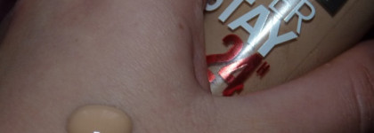 Стойкий тональный крем Свежесть макияжа 24 часа Maybelline Super Stay, №10 (матовый бежевый)