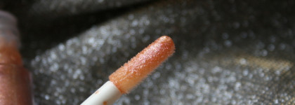 Магия вне Хогвартса. Блеск для губ The Gloss Jeffree Star в оттенке Shockwave