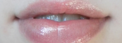 Revlon Super Lustrous Lip Gloss №205 Snow Pink