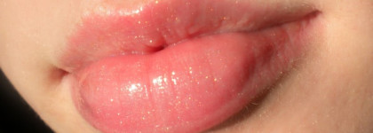 Revlon Super Lustrous Lip Gloss №205 Snow Pink