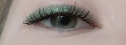 "Брат и сестра" : карандаш для глаз и жидкая подводка от El Corazon в оттенке Emarald