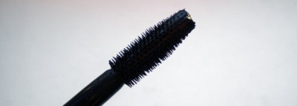 Максимально естественные ресницы с Max Factor False Lash Effect Mascara in Black