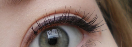 Баклажановые стрелки с Pupa Vamp! Definition Liner №400