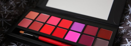 Smashbox Drawn In. Decked Out. Be Legendary Lipstick Palette