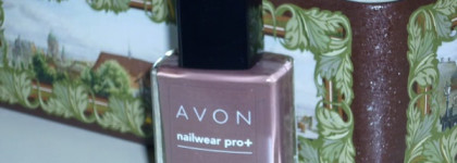 Согревающий душу Avon nailwear pro+ в оттенке Vintage boutique