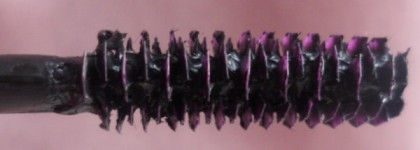 Тушь для ресниц Super Drama от Avon в оттенке black