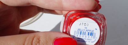 Красный, прекрасный Essie Jelly Apple