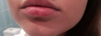 Essence Stay Matt lip cream 01 velvet rose, 03 soft nude, 04 silky red